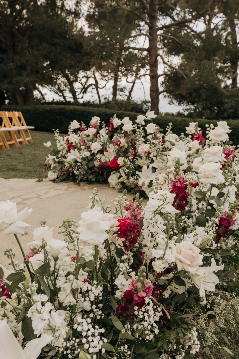 Instyle floral wedding grounded arch