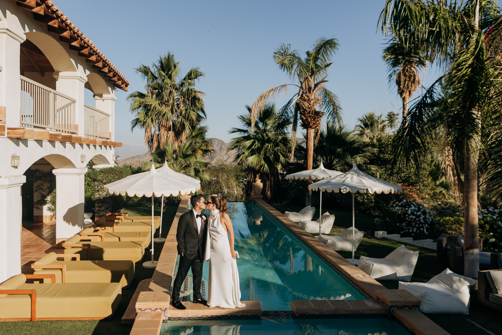 Poolside wedding couple