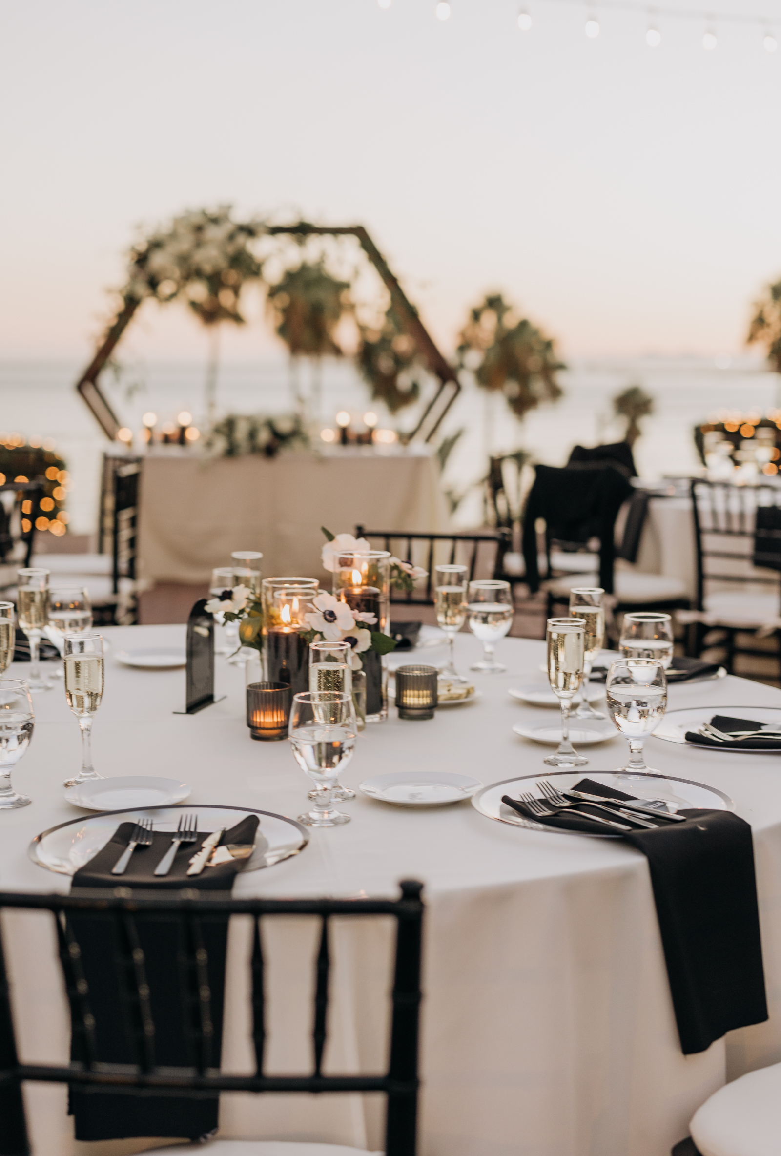 Wedding tablescape at Long Beach Museum of Art