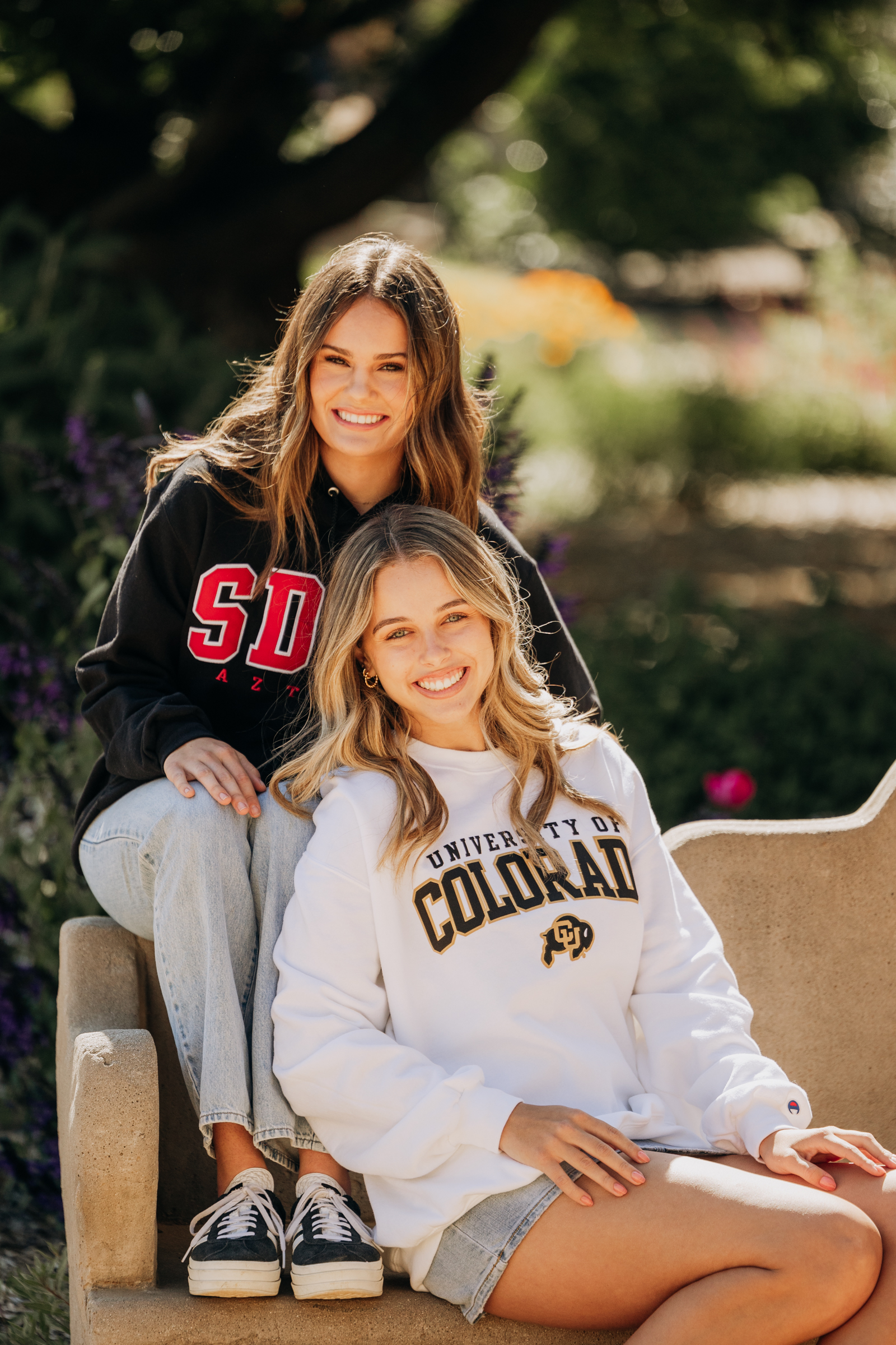 Senior photos with friends