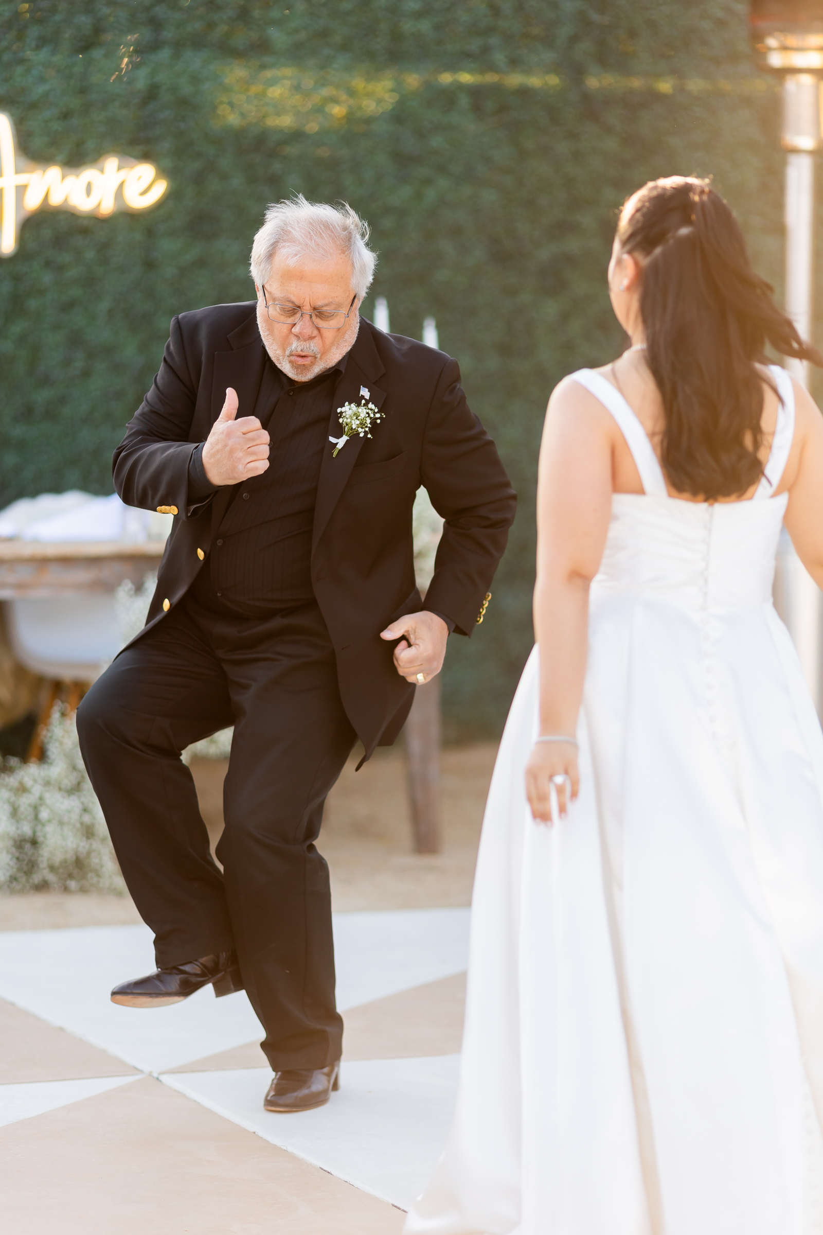 Fun father daughter dance wedding photos