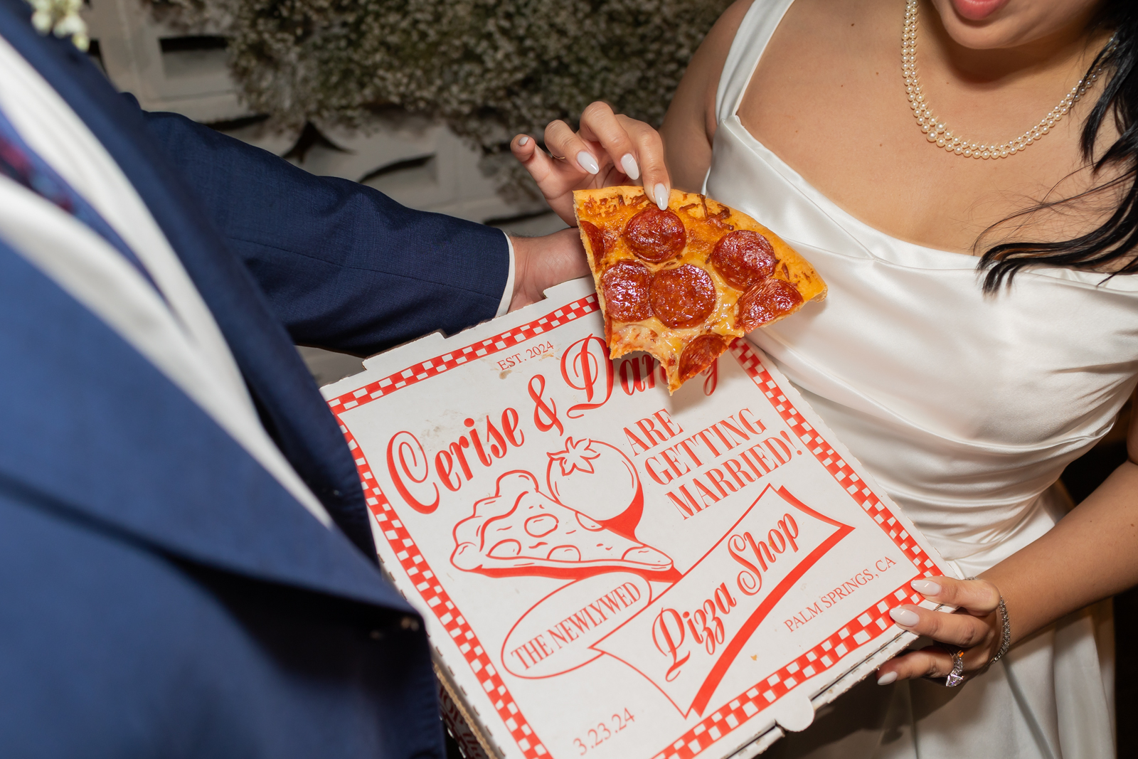 Pizza at wedding late night snack