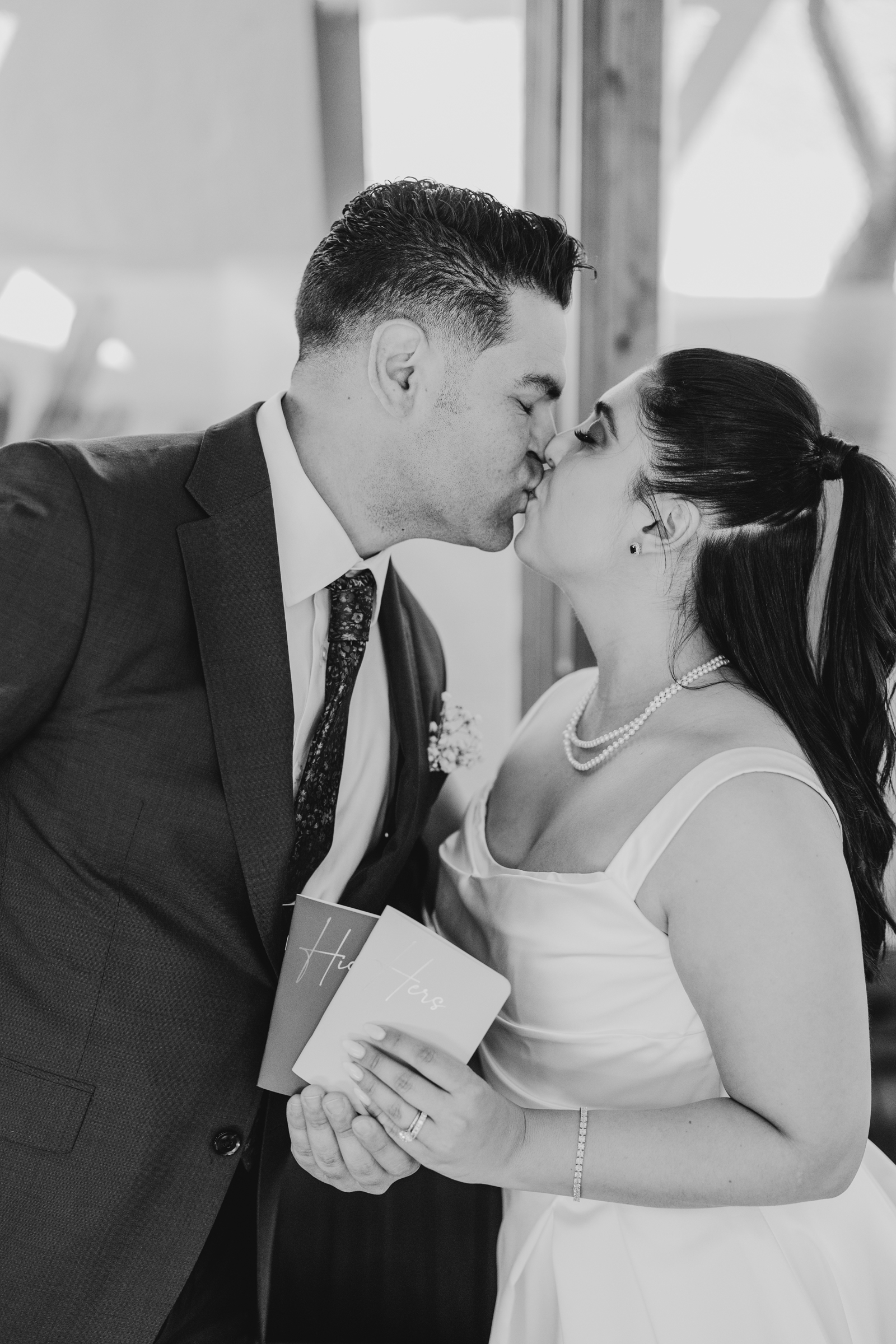 Bride groom vow books