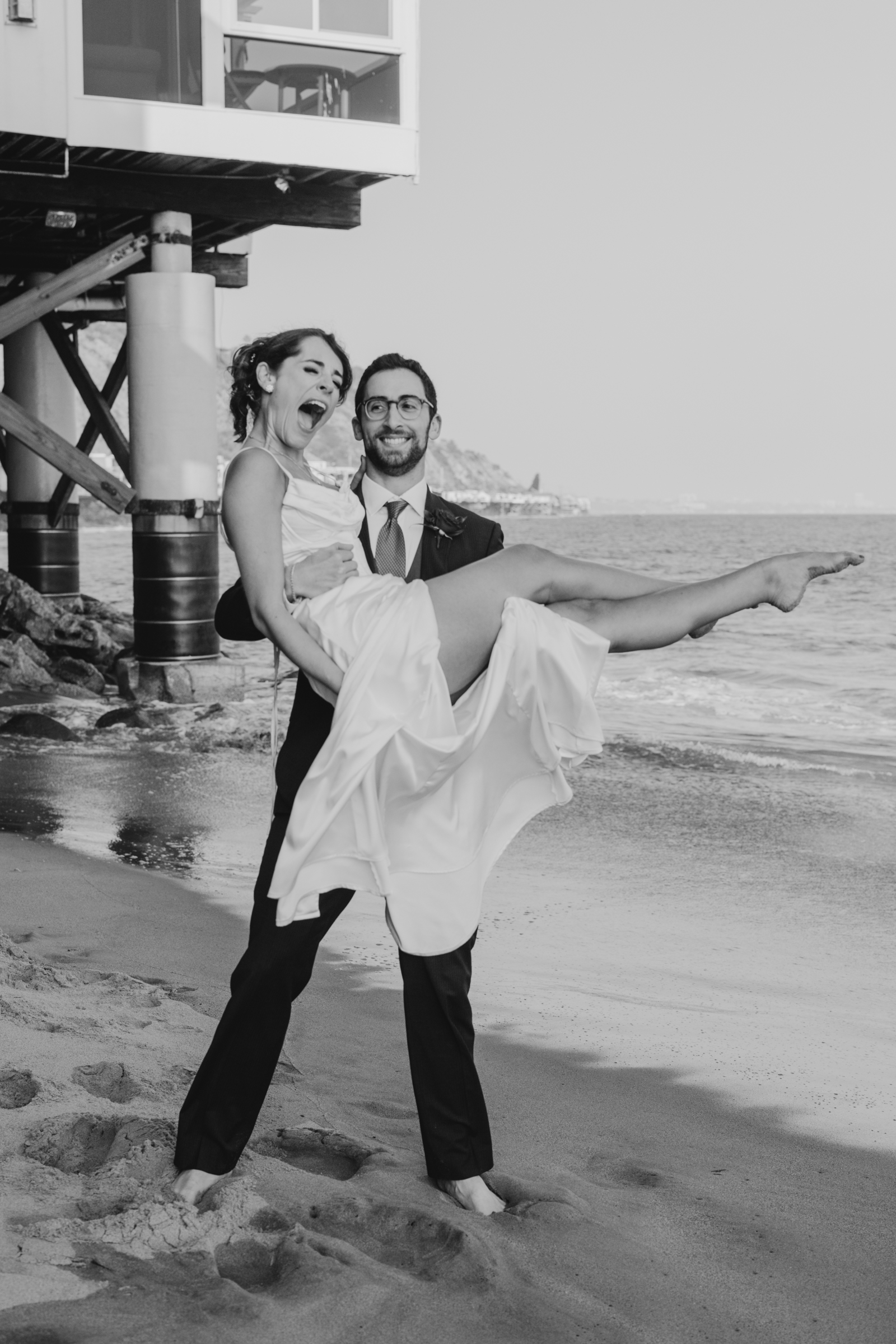 Fun bride and groom pictures